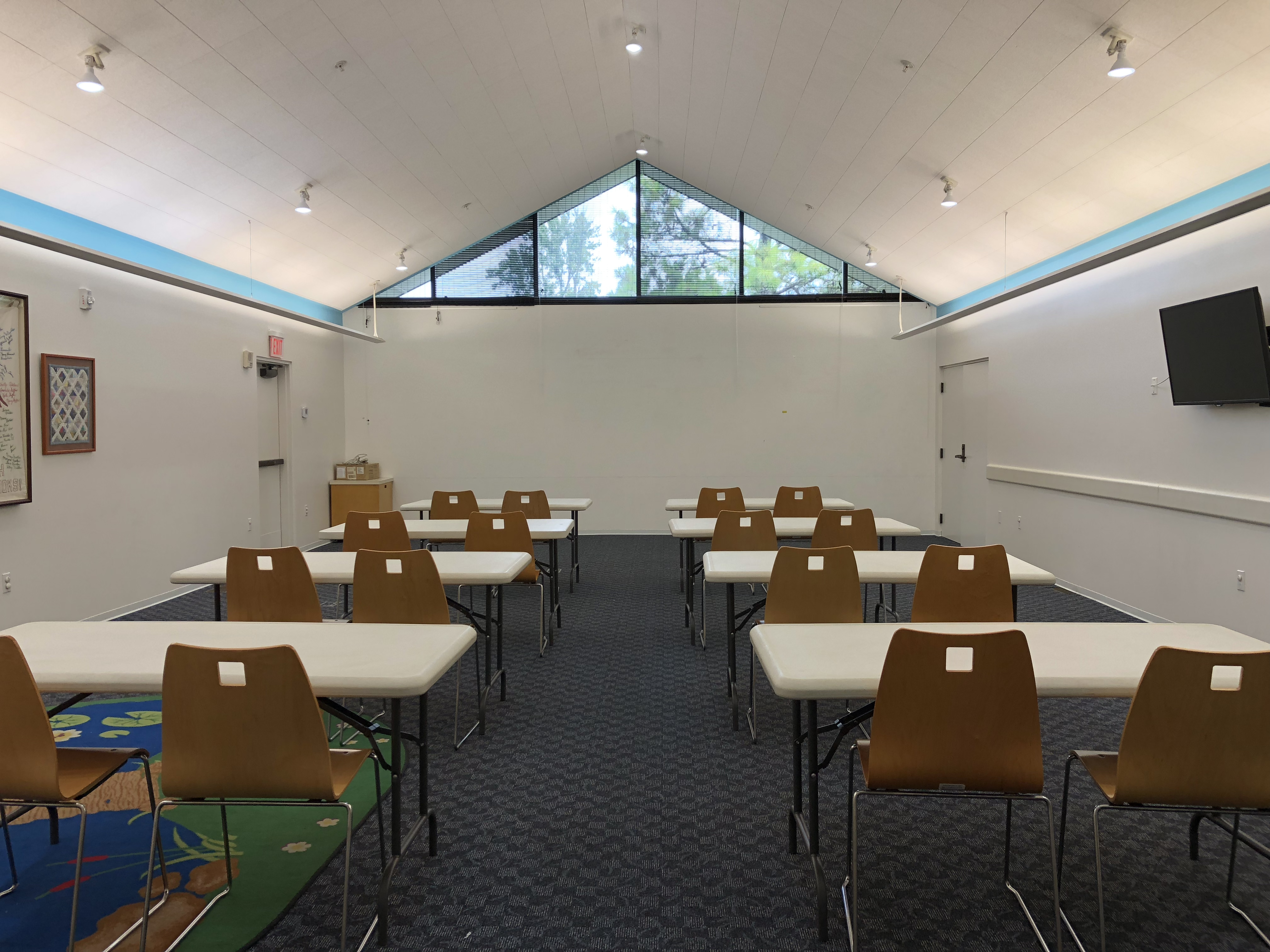 Choctaw meeting room with classroom style setup