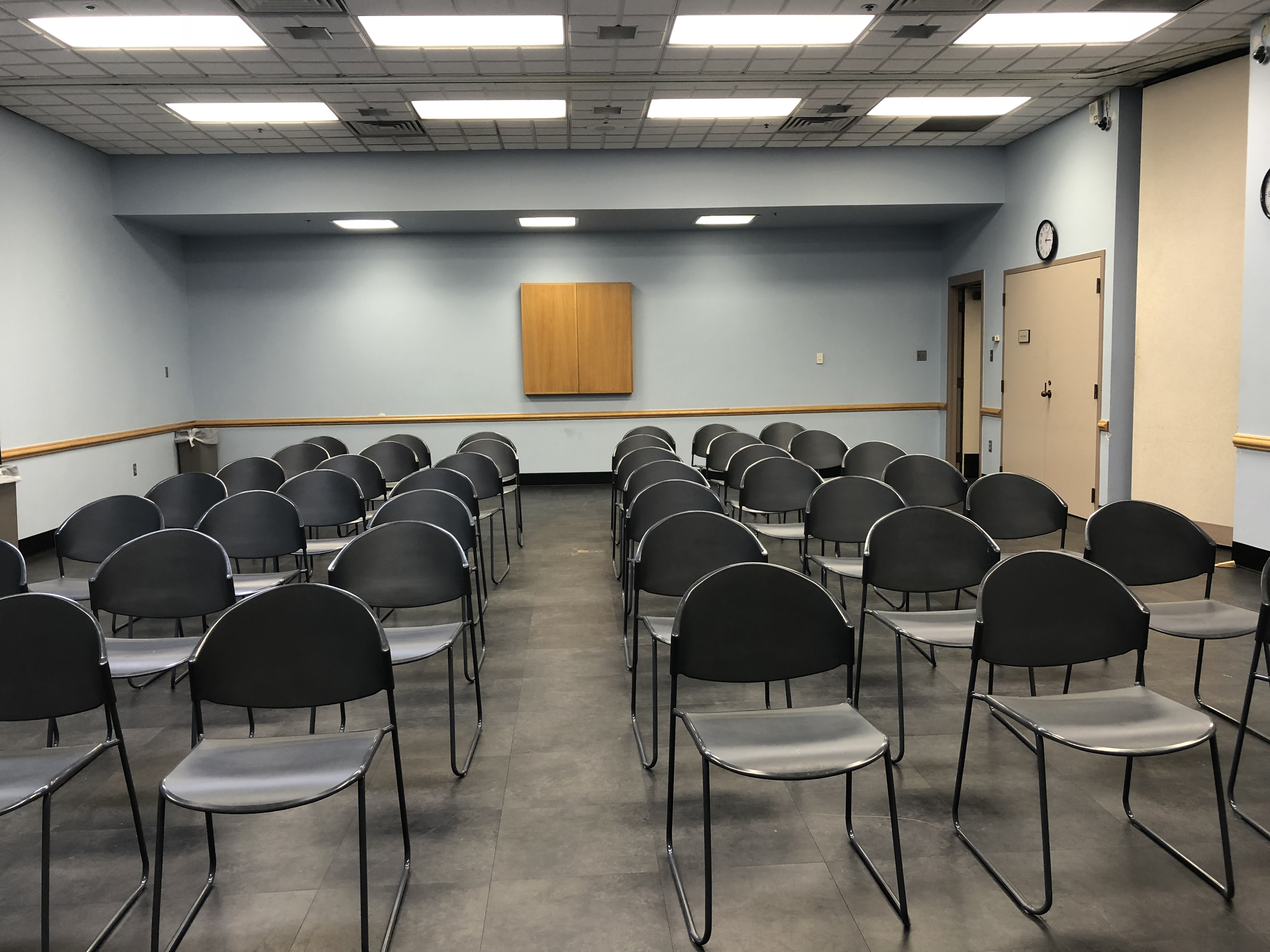 Meeting Room AB at Midwest City with audience room setup
