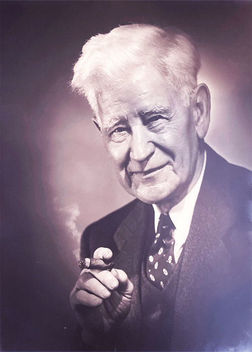 Photographic portrait of an unknown older man.