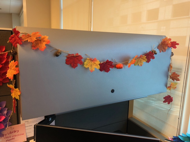 Fall leaf garland with pumpkin, acorns and pine cones