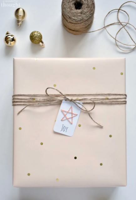 DIY Hand Embroidered Gift Tag