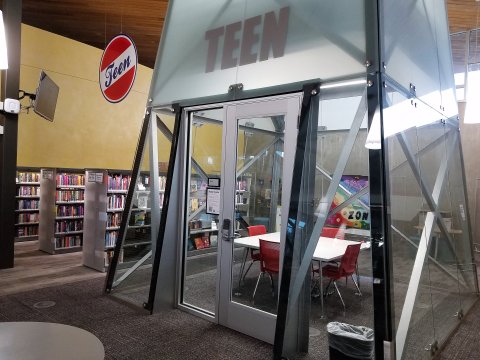 Teen Room at Northwest Library with square table and four chairs
