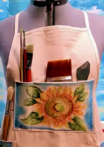 Apron with flower painted on pocket