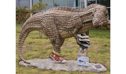 Dinosaur Statue outside the Northwest Library.