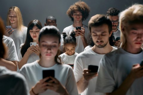 Photo by cottonbro studio: https://www.pexels.com/photo/photo-of-people-engaged-on-their-phones-8088493/